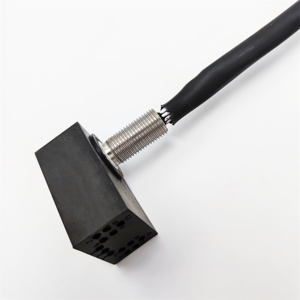 UC 1075 13-Pin Flachwinkel-Unterwasser-Steckverbinder